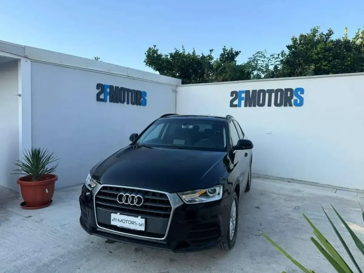 Usata Audi Q3 Ambiente 150 CV (110 kW) 2016 Nero SUV