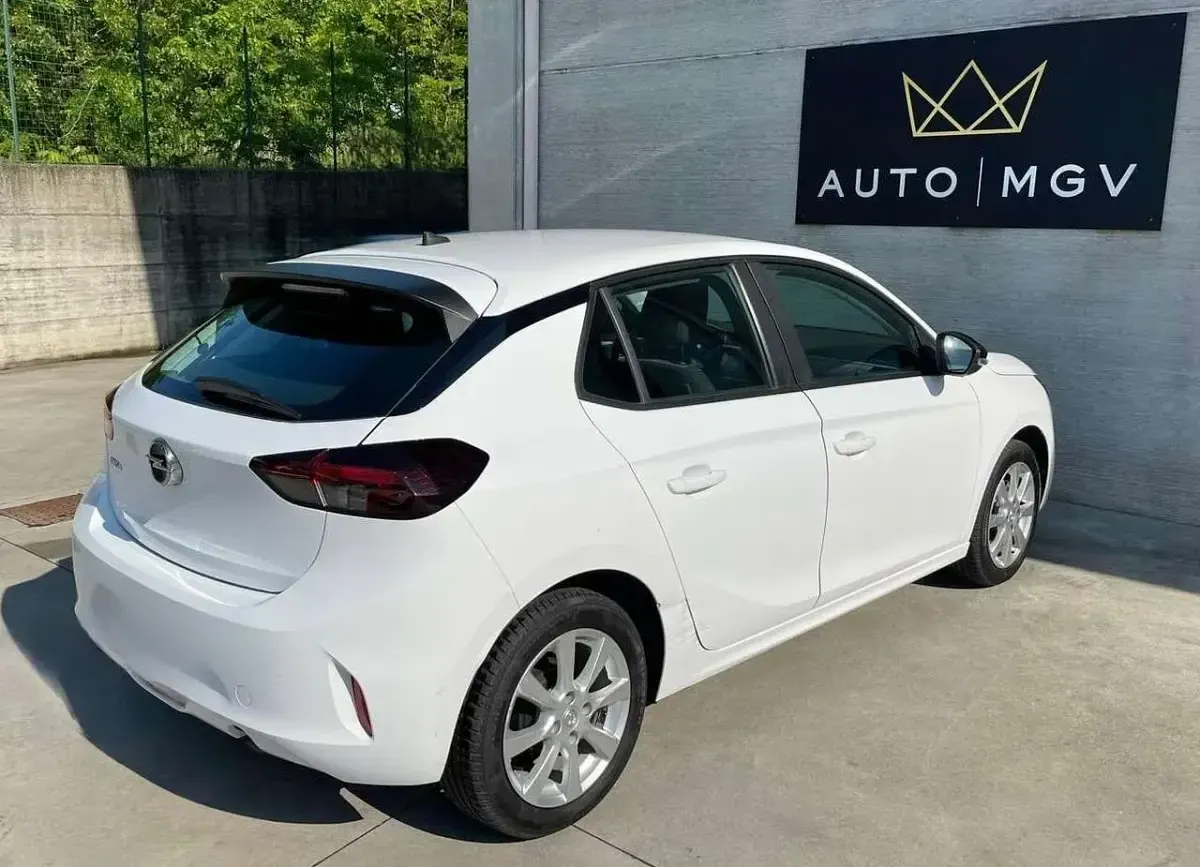 Usado Opel Corsa Edition 75 CV (55 kW) 2023 Blanco Utilitario