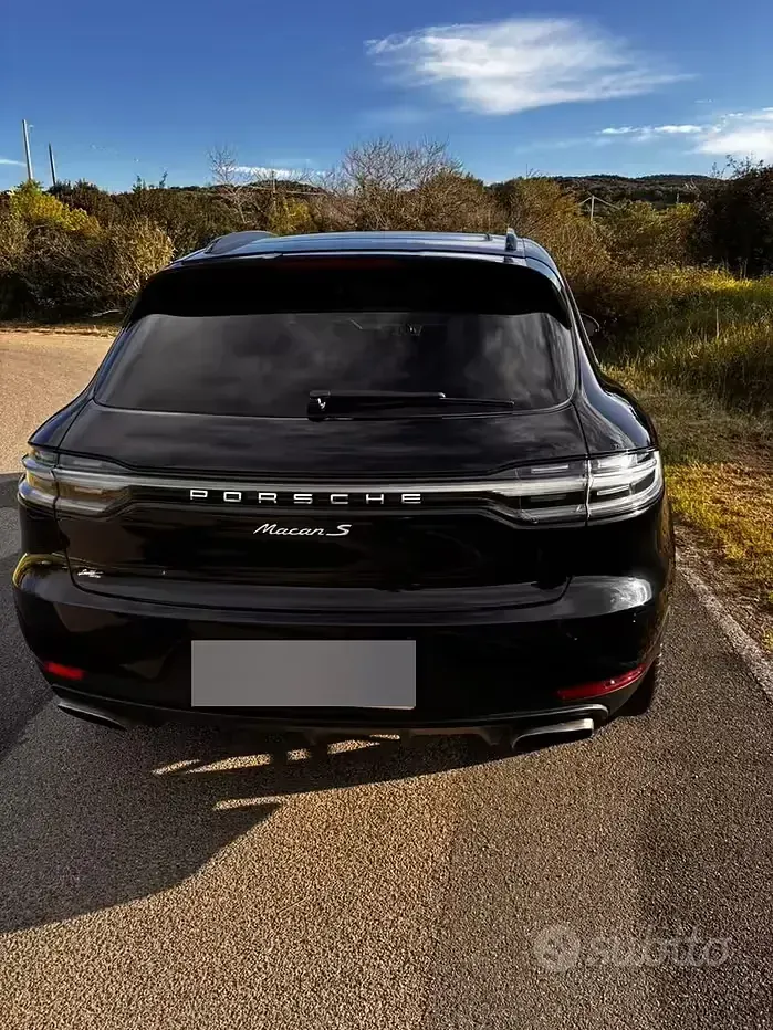 Usado Porsche Macan 245 CV (180 kW) 2020 Negro SUV