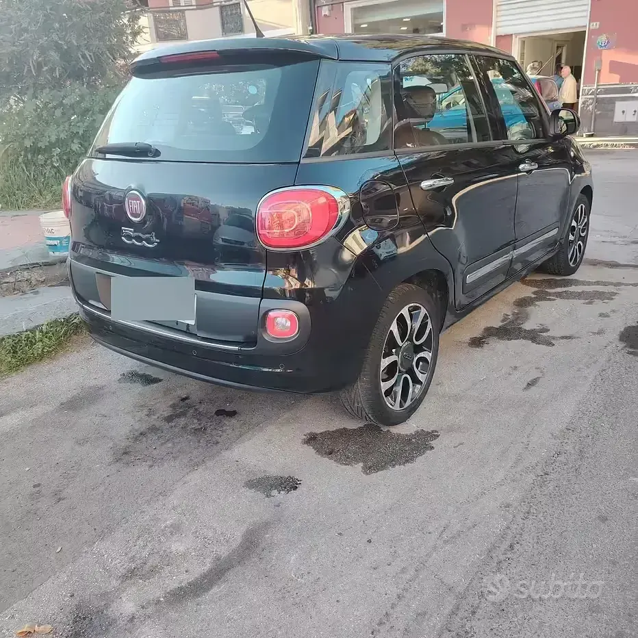 Usata Fiat 500L Lounge 105 CV (77 kW) 2013 Nero Monovolume