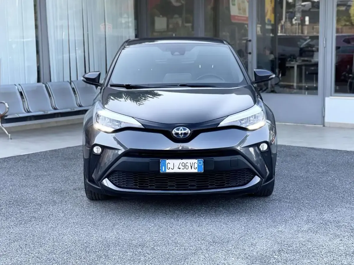 Usata Toyota C-HR+ 98 CV (72 kW) 2022 Grigio SUV