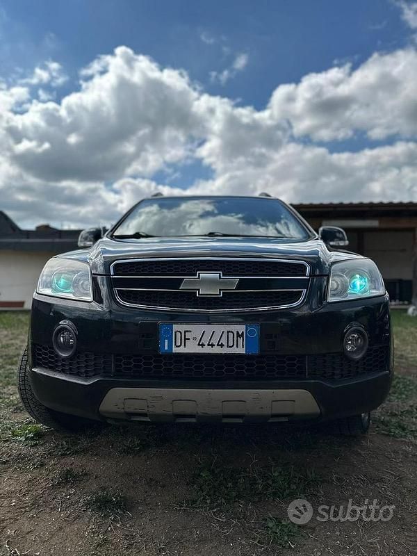 Usata Chevrolet Captiva LT 150 CV (110 kW) 2006 Nero SUV