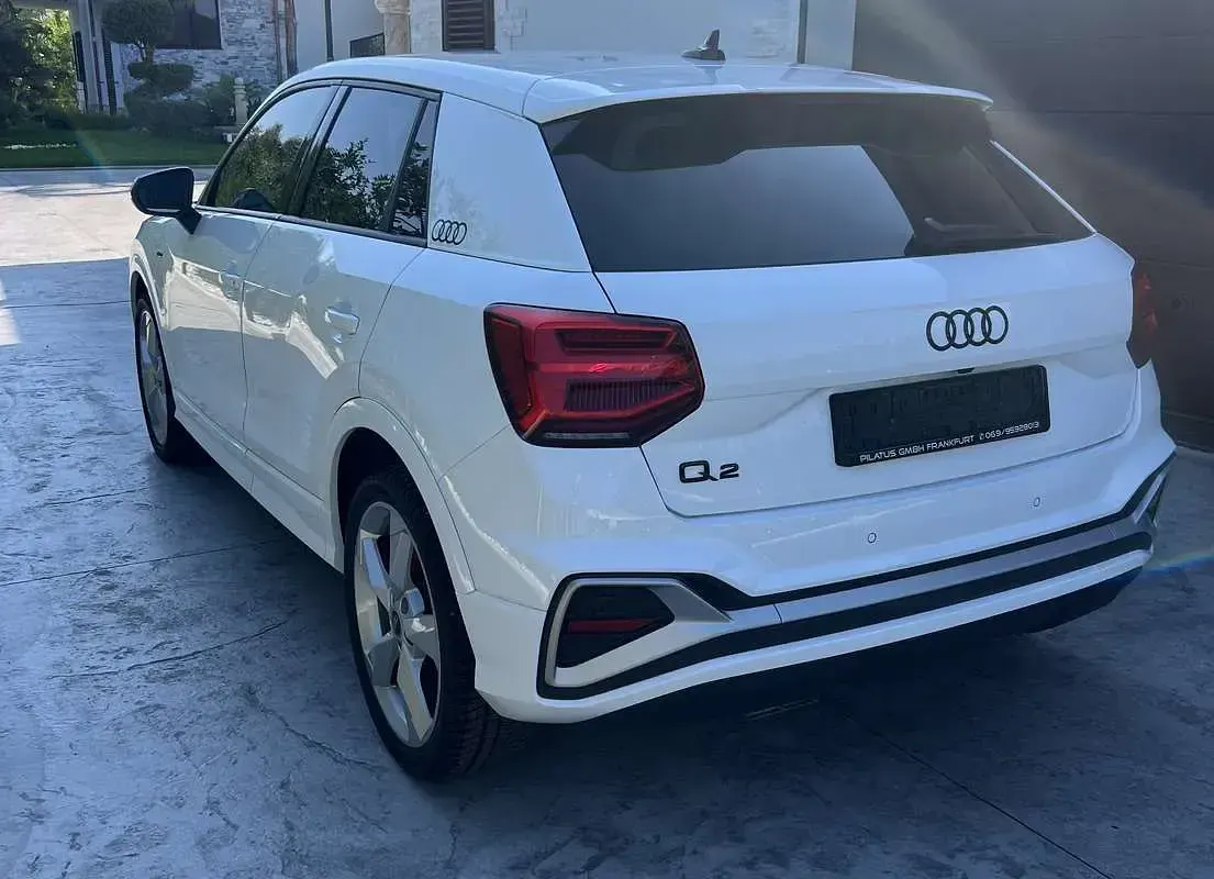 Usata Audi Q2 Ambiente 150 CV (110 kW) 2023 Bianco SUV