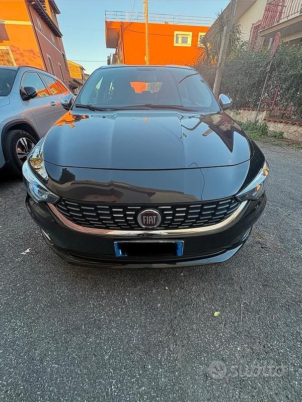 Nero Usata 2019 Fiat Tipo Mirror Tre volumi | 8000 € (Buon prezzo) - Immagine 1/4