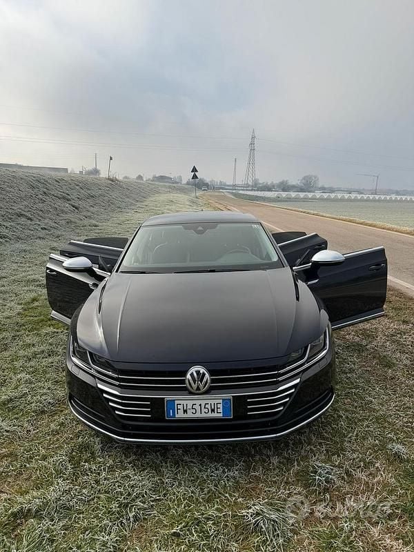 Usata VW Arteon 2019 Nero Utilitaria