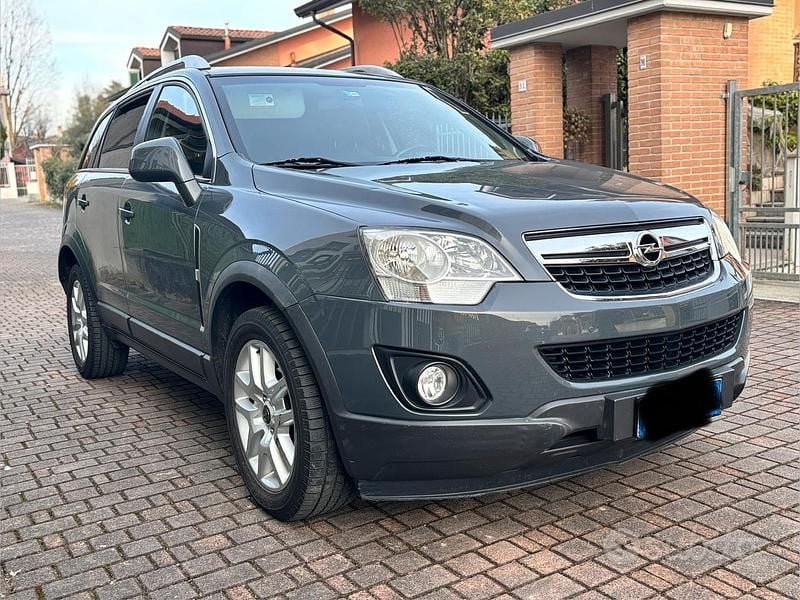 Usata Opel Antara 2012 Grigio SUV