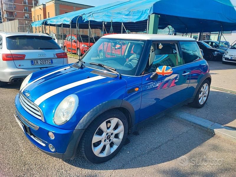 Usata Mini Cooper 116 CV (85 kW) 2006 Blu Utilitaria