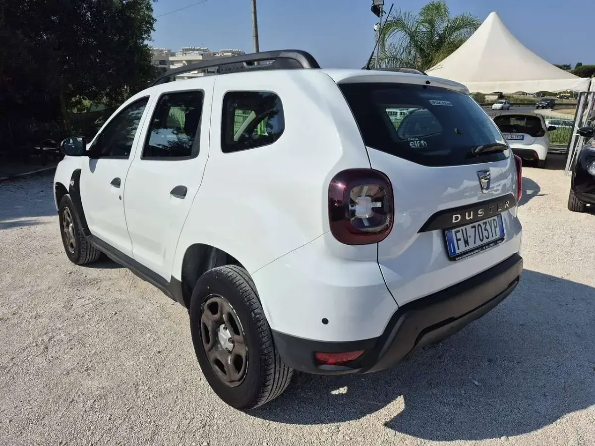 Usata Dacia Duster Essentiel 116 CV (85 kW) 2019 Bianco SUV