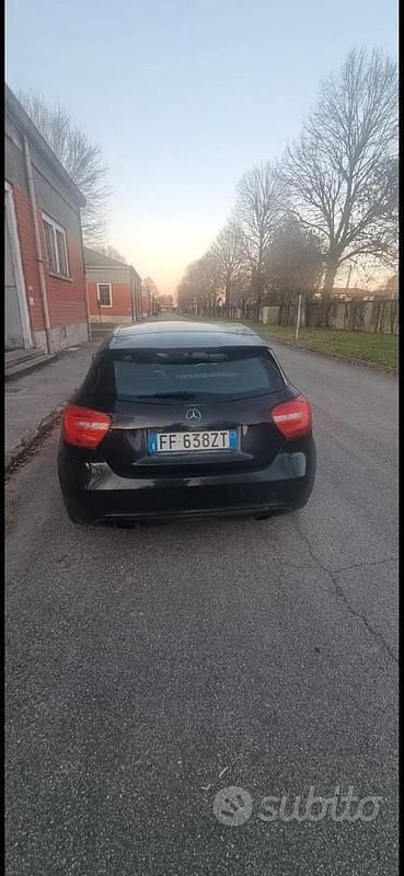 Usata Mercedes A200 136 CV (100 kW) 2014 Nero Berlina