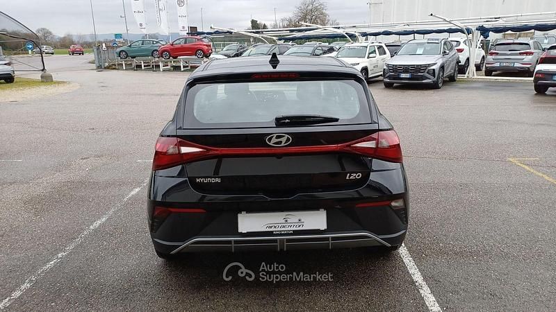 Usata Hyundai i20 84 CV (61 kW) 2024 Nero Utilitaria
