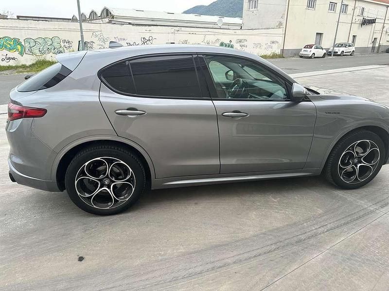 Usata Alfa Romeo Stelvio Veloce 209 CV (153 kW) 2020 Grigio SUV