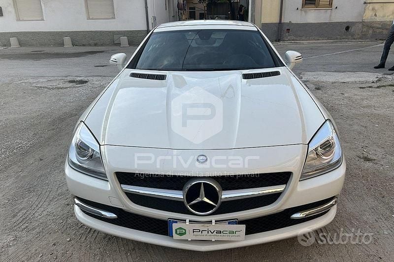 Usata Mercedes SLK200 184 CV (135 kW) 2012 Bianco Cabrio