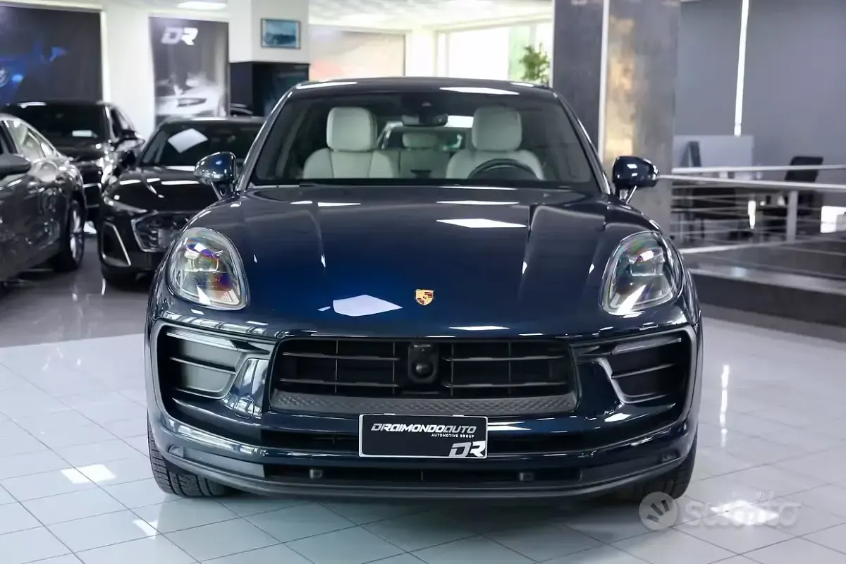 Usata Porsche Macan 265 CV (194 kW) 2022 Blu SUV