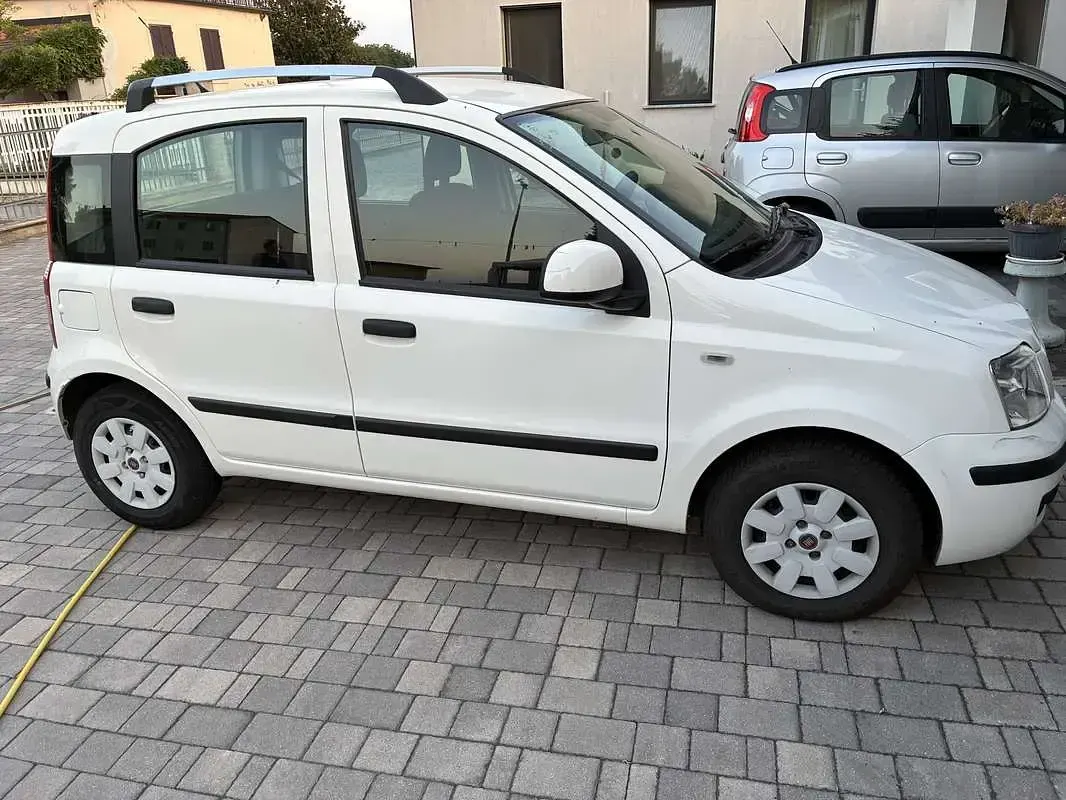 Usata Fiat Panda Active 69 CV (50 kW) 2011 Utilitaria