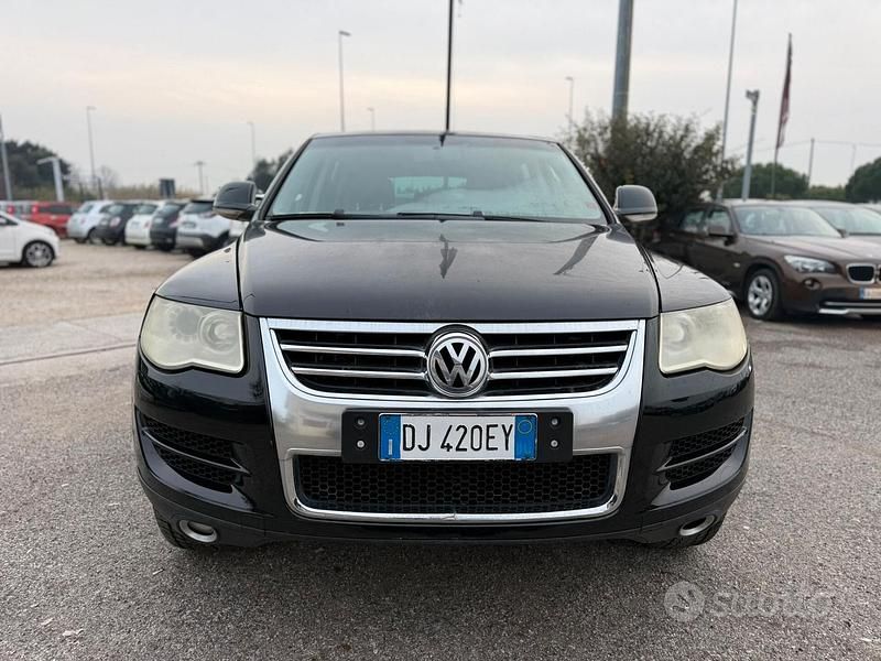 Usata VW Touareg Exclusive 174 CV (127 kW) 2007 Nero SUV
