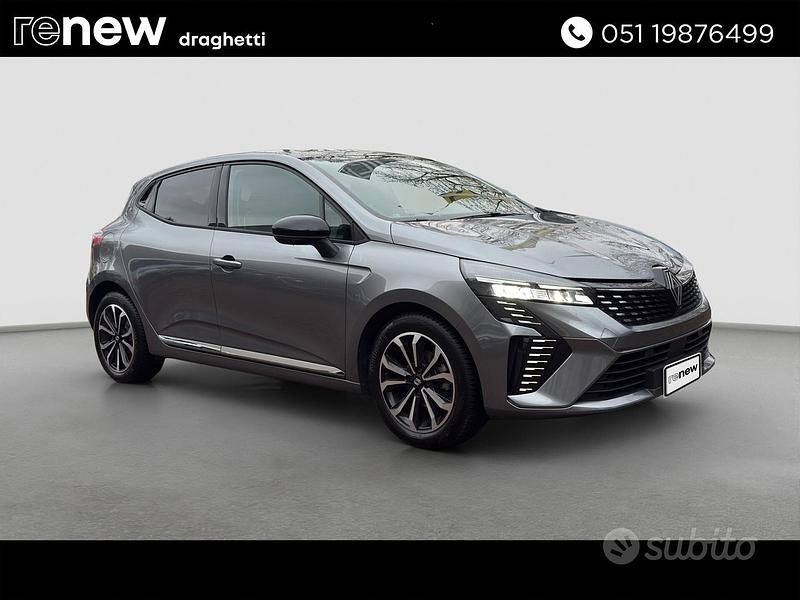 Usata Renault Clio V Techno 91 CV (66 kW) 2025 Grigio Berlina