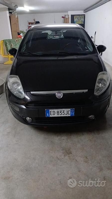 Usata Fiat Punto Evo 95 CV (69 kW) 2012 Nero Utilitaria