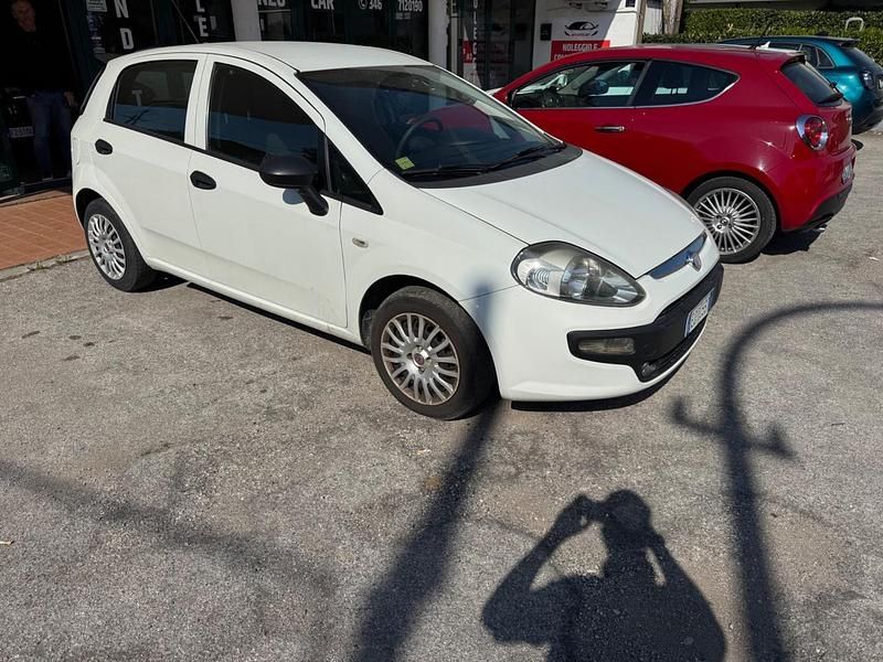 Usata Fiat Punto Evo Emotion 95 CV (69 kW) 2011 Bianco Utilitaria