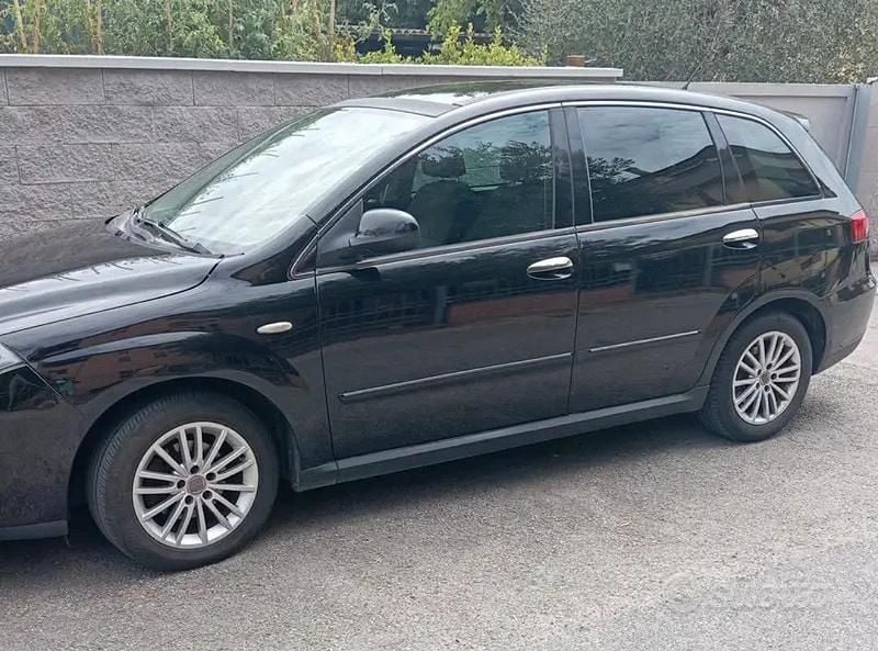 Usata Fiat Croma Dynamic 150 CV (110 kW) 2010 Nero Station wagon