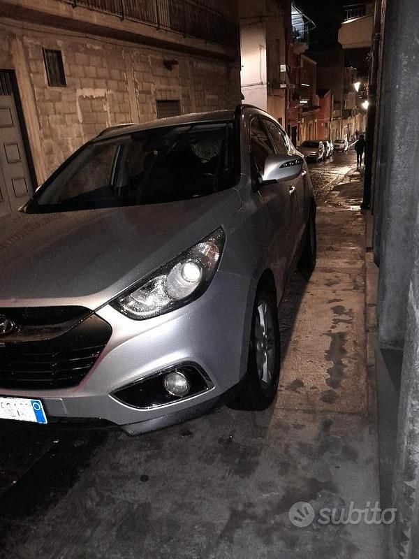 Usata Hyundai ix35 115 CV (84 kW) 2012 Grigio SUV