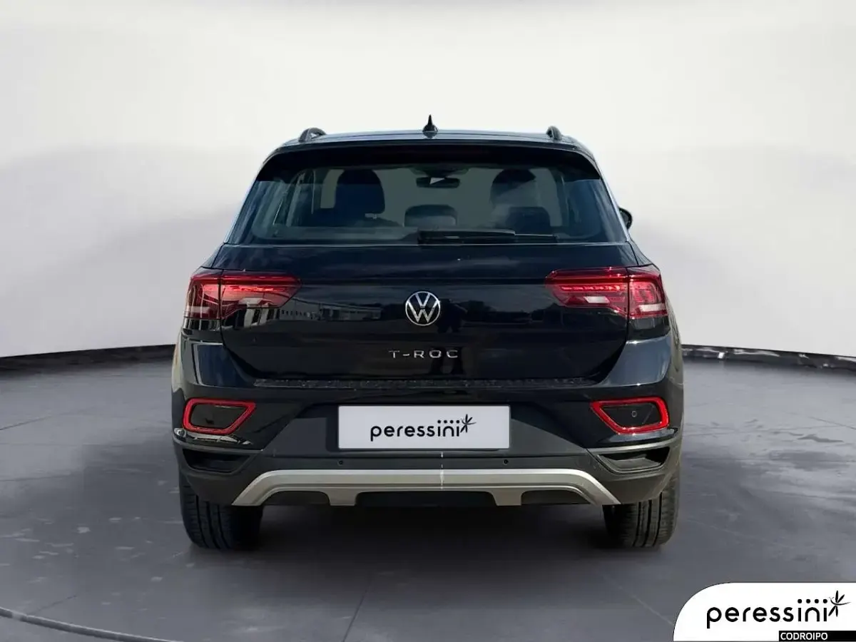 Usata VW T-Roc Life 150 CV (110 kW) 2025 Nero perla SUV