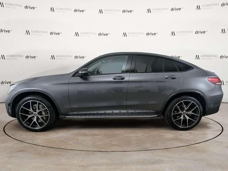 Usata Mercedes GLC300 Premium 245 CV (180 kW) 2021 Grigio SUV