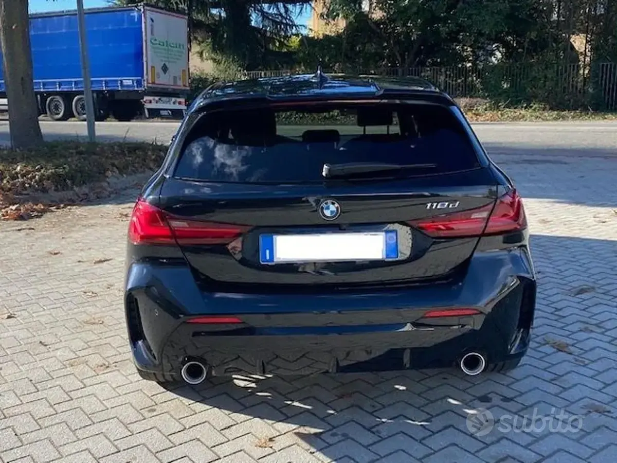 Używany BMW 118 M Sport 150 KM (110 kW) 2023 Czarny Hatchback