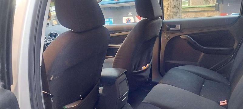 Usata Ford Focus Style 90 CV (66 kW) 2006 Station wagon