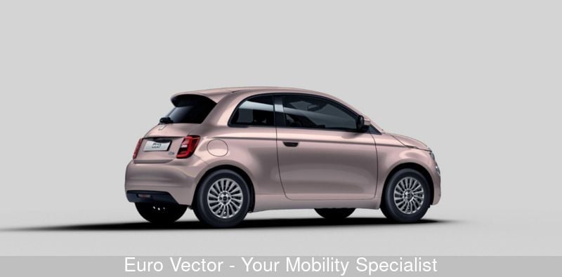 Usata Fiat 500e 58 CV (42 kW) 2021 Oro Utilitaria