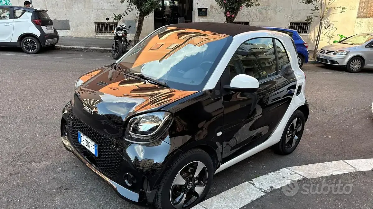 Usata Smart ForTwo Coupé Prime 41 kW (56 CV) 2020 Nero Utilitaria