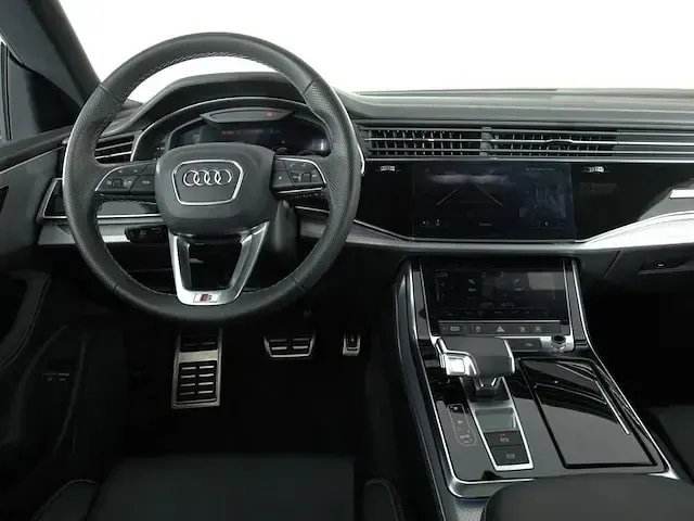 Usata Audi Q8 S-Line 394 CV (289 kW) 2024 Blu ascari metallizzato SUV