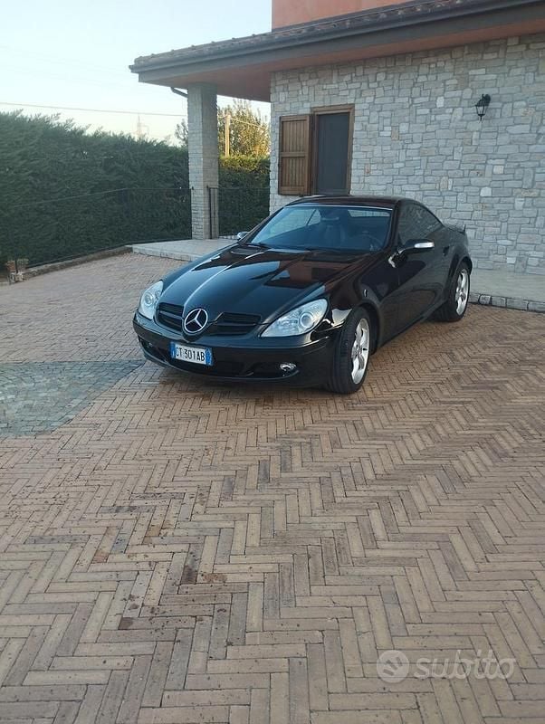 Usata Mercedes SLK200 163 CV (119 kW) 2005 Nero Cabrio