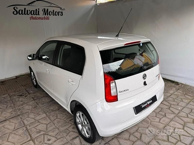 Usata Skoda Citigo Elegance 60 CV (44 kW) 2013 Bianco Utilitaria