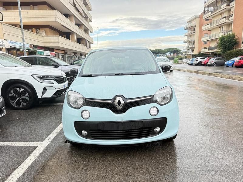Blu Usata 2018 Renault Twingo Due volumi | 10.900 € (Buon prezzo) - Immagine 1/4