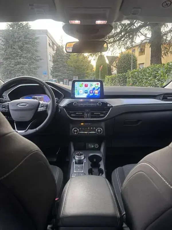 Usata Ford Kuga 120 CV (88 kW) 2021 SUV