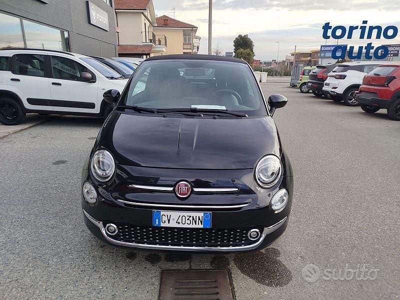 Usado Fiat 500C Dolcevita 69 CV (50 kW) 2024 Negro Descapotable