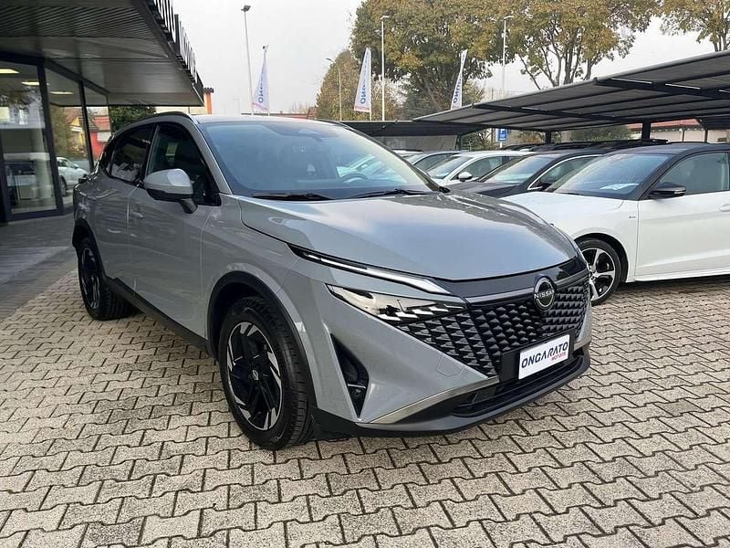 Usata Nissan Qashqai N-Connecta 158 CV (116 kW) 2025 Grigio SUV