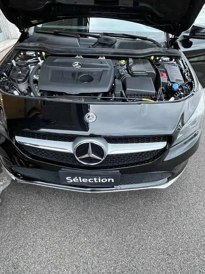 Usata Mercedes CLA180 109 CV (80 kW) 2017 Nero Coupé