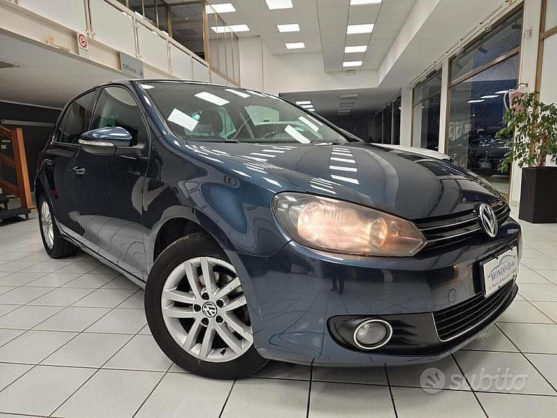 Usata VW Golf VI Highline 105 CV (77 kW) 2011 Blu Utilitaria