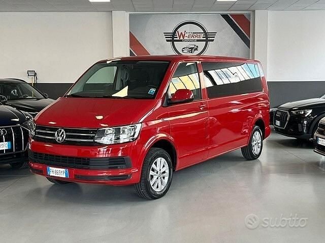 Usata VW Caravelle 150 CV (110 kW) 2017 Rosso Monovolume