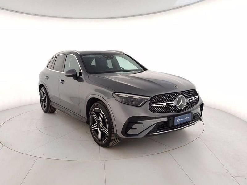 Begagnad Mercedes GLC220 Premium 197 HK (144 kW) 2023 Grå SUV