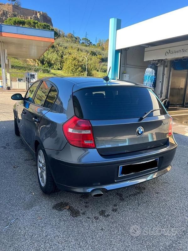Usata BMW 120 177 CV (130 kW) 2007 Grigio Utilitaria