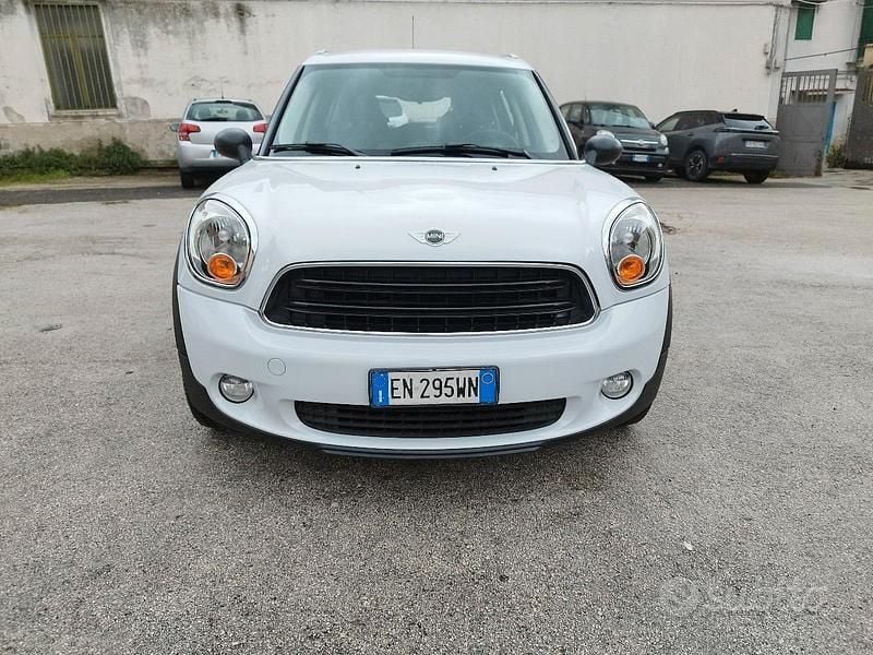 Usata Mini Countryman 98 CV (72 kW) 2013 Bianco SUV