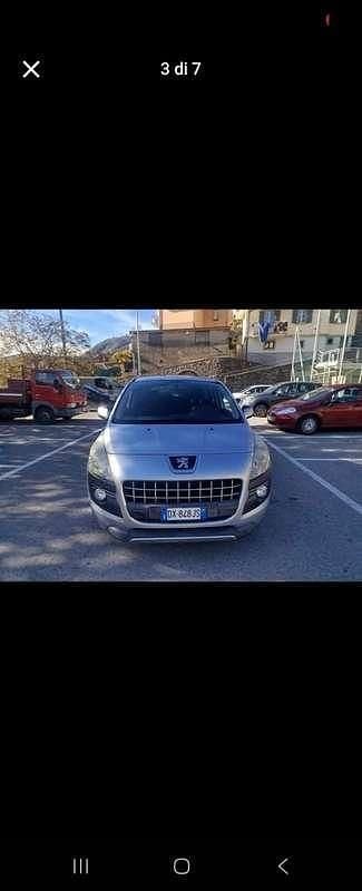 Usata 2009 Peugeot 3008 Premium Station wagon | 2450 € (Super prezzo) - Immagine 1/4