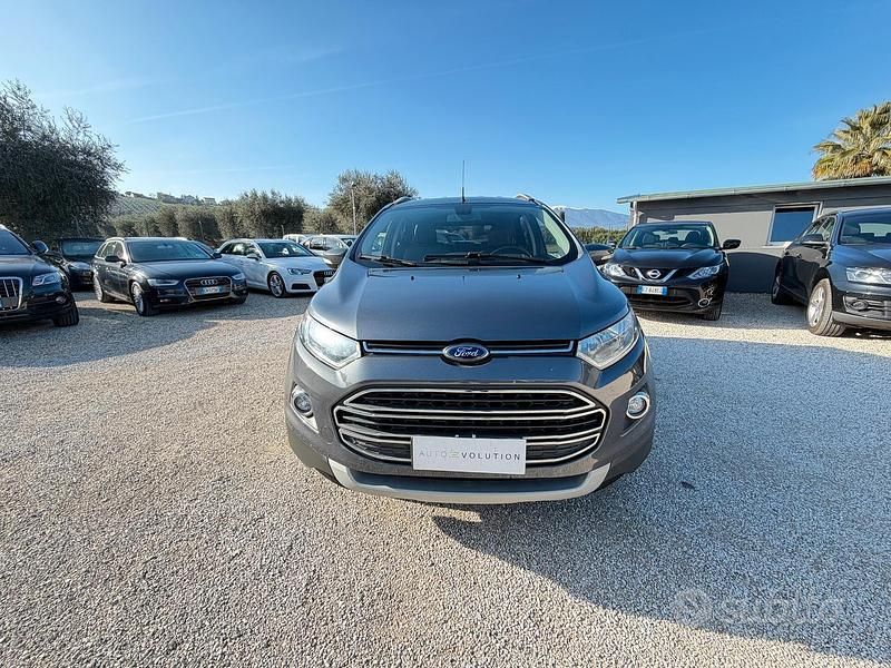 Usata Ford Ecosport Titanium 95 CV (69 kW) 2017 Grigio SUV
