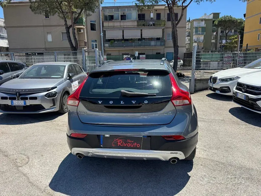 Usata Volvo V40 CC Plus 120 CV (88 kW) 2018 Grigio Station wagon