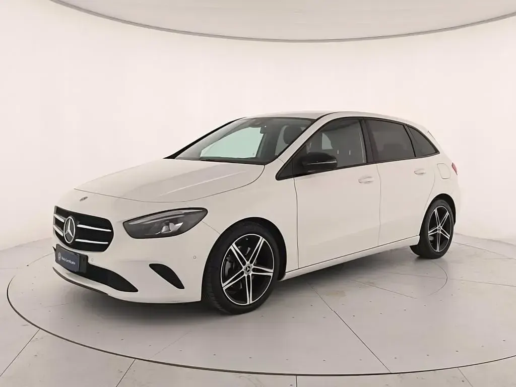 Usata Mercedes B180 116 CV (85 kW) 2022 Utilitaria