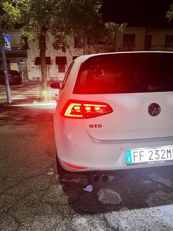 Usata VW Golf VII GTD 184 CV (135 kW) 2015 Bianco Utilitaria