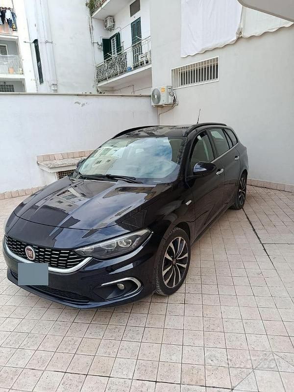 Usata Fiat Tipo Lounge 120 CV (88 kW) 2017 Nero Station wagon