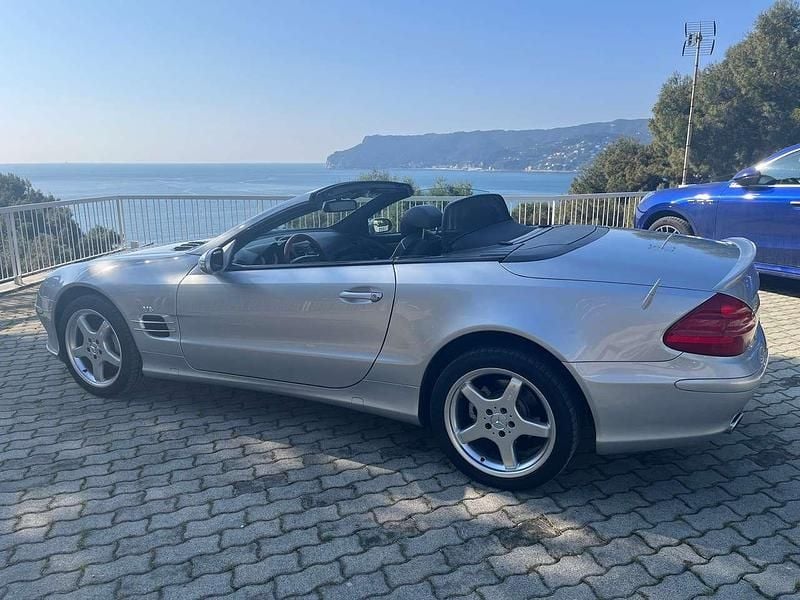 Usata Mercedes SL350 245 CV (180 kW) 2003 Argento Cabrio
